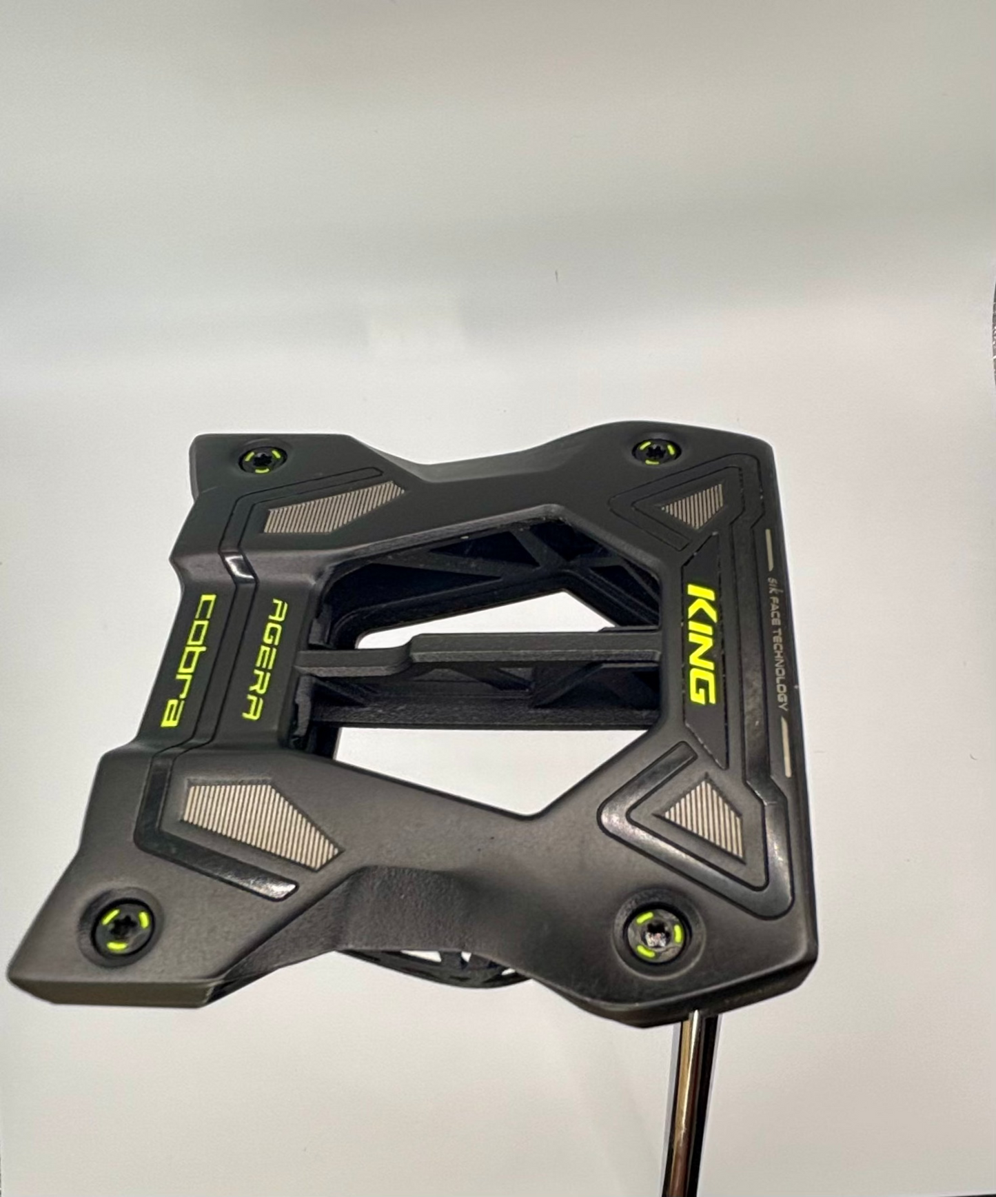 Cobra King Agera Center Shaft Putter