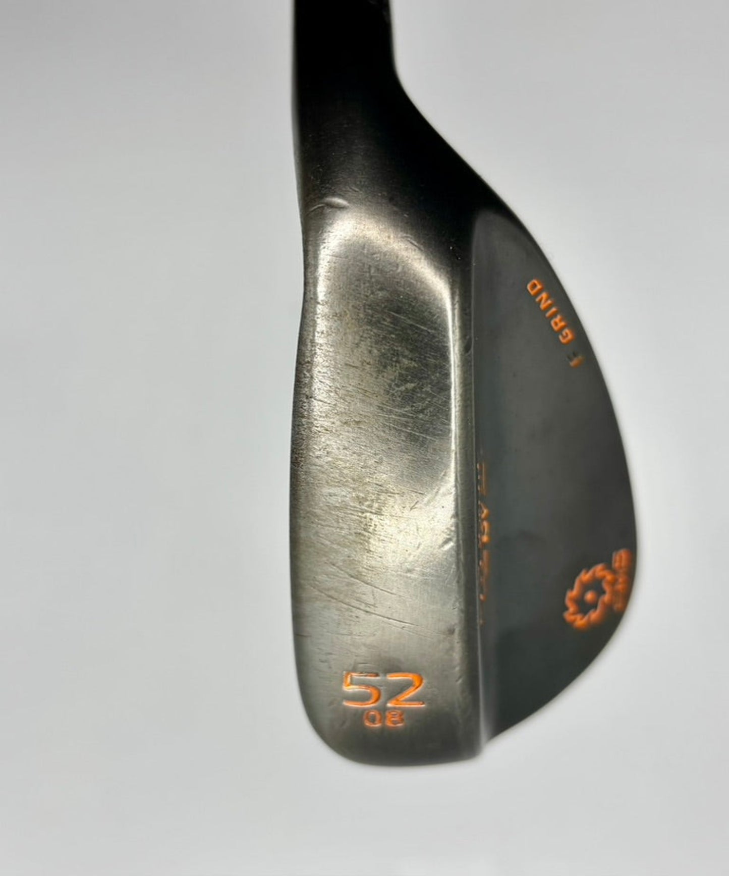 TITLEIST VOKEY SM5 52° F-grind
