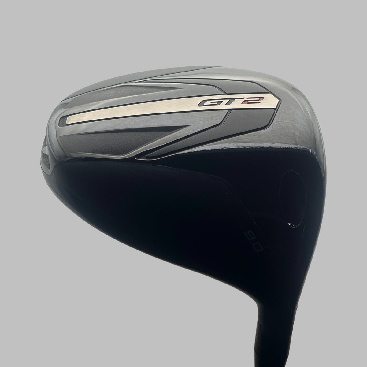 Titleist GT2-förarhuvud i svart rökfinish med GT2-logga