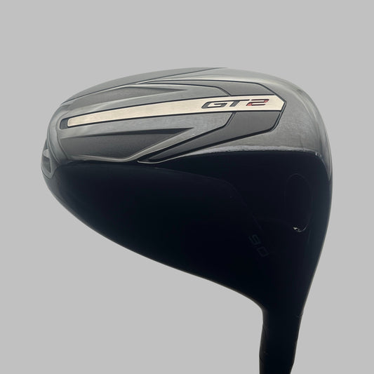 Titleist GT2-förarhuvud i svart rökfinish med GT2-logga