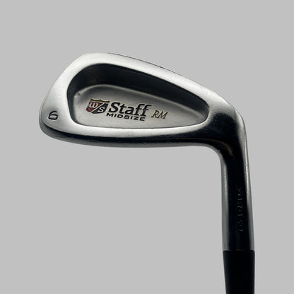 Wilson Staff golfjärnklubba nr 6, smitt järnhuvud märkt Staff RM MidSize